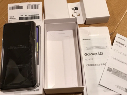 Galaxy A21 未使用品　ドコモ　SIMフリー