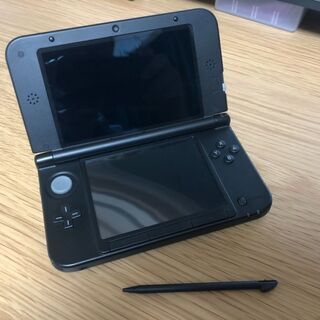 ニンテンドー3DS LL ブルー本体とACアダプタの中古の画像