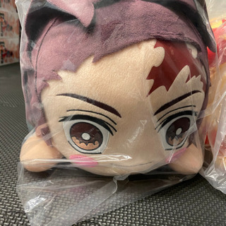 新品タグ付き✴︎鬼滅の刃　メガジャンボ寝そべりぬいぐるみ　竈門炭治郎　煉獄杏寿郎　2つセットの画像