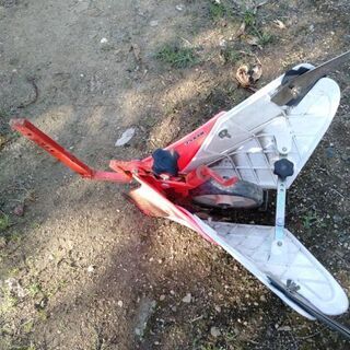プラ溝切り機