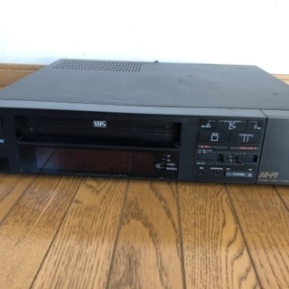 VHSビデオデッキ