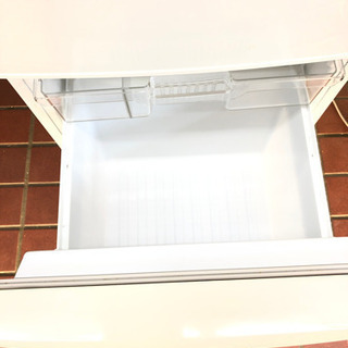 10-428 パナソニック　ノンフロン冷凍冷蔵庫　　NR-B147W-W形　　2015年製の画像