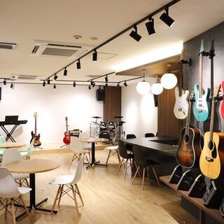 音楽スクールのボーカル講師・ボイストレーナー募集【業務委託・時給...