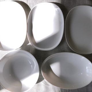 食器　プレートセット　4種類　計5枚　中古の画像