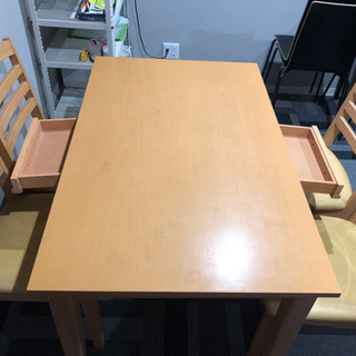 無料 引き出し付き ダイニングテーブル イス セット 和泉市