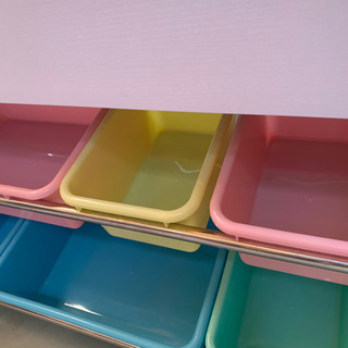 停止中★ 子供部屋　本棚おもちゃ入れ　美品の画像