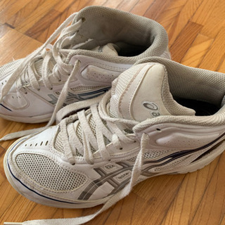 バッシュ　　asics  22.5センチ