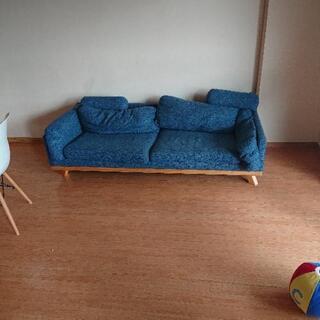 ソファーの画像