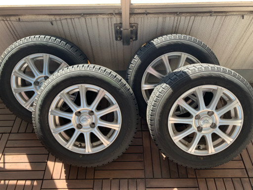 11/3まで値下げ中:165/70R14 スタッドレス+ホイールセット【ほぼ新品:1シーズン,約800km走行のみ】