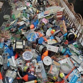 釣り道具　両手つかみどり　500円