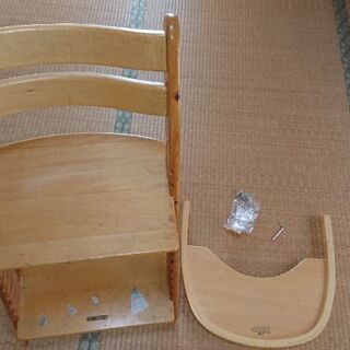 ベビーチェアー中古