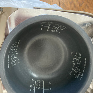 再投稿！スチームIHジャー炊飯器　しゃもじ付きの画像