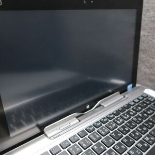 富士通 タブレットPC STYLISTIC Q702/G 11.6インチ Core i5 メモリ4GB SSD64GB Windows10の画像