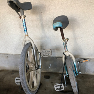 一輪車2台　16インチと20インチ　スタンド有りの画像
