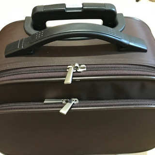 キャリーバッグ