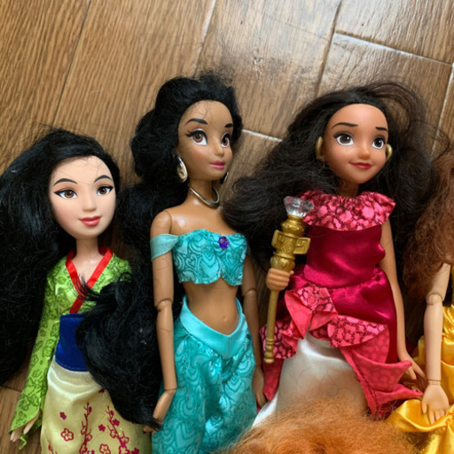 ディズニー　プリンセス　8体セット　バービー