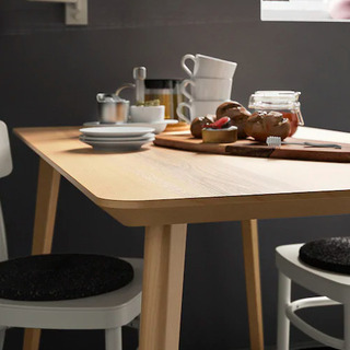 【使用期間約2ヶ月】IKEA LISABO リーサボー　テーブル 140cm×78cm の画像