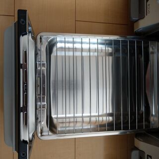【売ります】都市ガス用ガスコンロ「Rinnai KGM64PBR」あまり料理していないため使用感少ないです。の画像