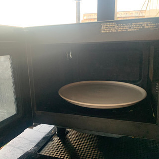 冷蔵庫、電子レンジの画像