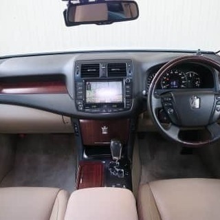 200系クラウン！！社外エアロがキマッています！！！ミツクニ！