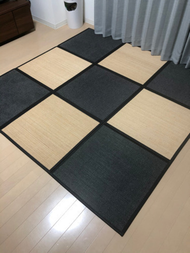 ニトリ    ゴザ風ラグ