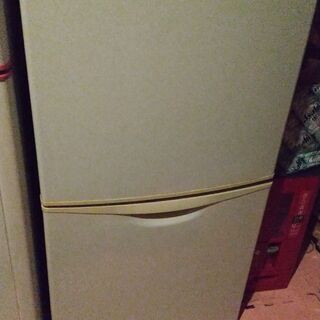 1人用127リットル2ドア冷蔵庫お譲りしますの画像