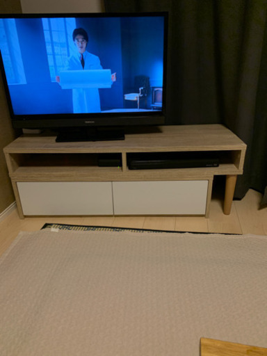 テレビボード