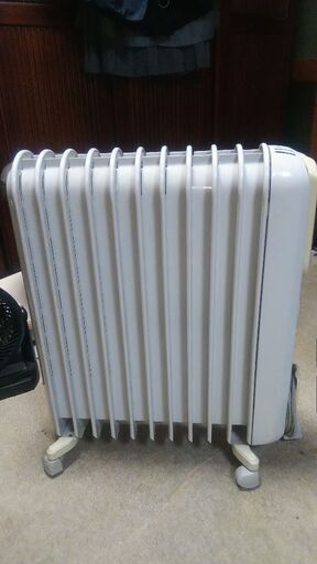 オイルヒーター デロンギ De'Longhi②