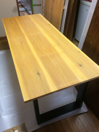 大特価 180cm 無垢材で作ったダイニングテーブル 近場配送無料☆