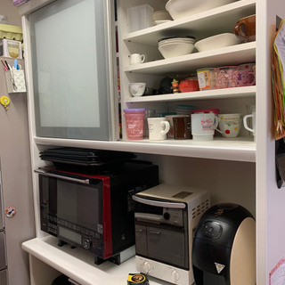 商談中　食器棚　値下げします。の画像