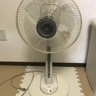 【10/31取引予定】 TOSHIBA  扇風機