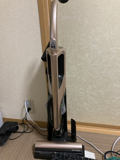 日立 掃除機 コードレス スティッククリーナー 日本製 自立構造 強力パワー 自走式 PV-BD700 N シャンパンゴールド