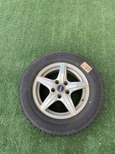 205/65R15 スタッドレスタイヤ４本セット 中古