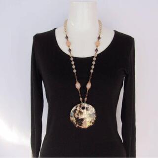 ネックレス　数回のみ使用　天然石の大きなビーズネックレス 