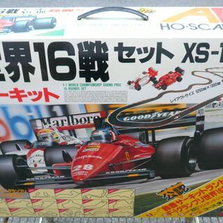 ☆トミー TOMY XS-110 F-1世界16戦セット 鈴鹿サーキット◇パワフルで