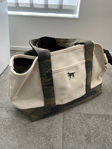 DOG DEPTキャリーバッグ　Sサイズ　カモ　ショルダー