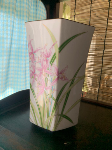 花瓶　高級