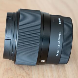 【再値下げ】極上品 SIGMA APS-C用中望遠レンズ 56mm F1.4 DC DN Contemporary Eマウント α6400等に 付属品完備