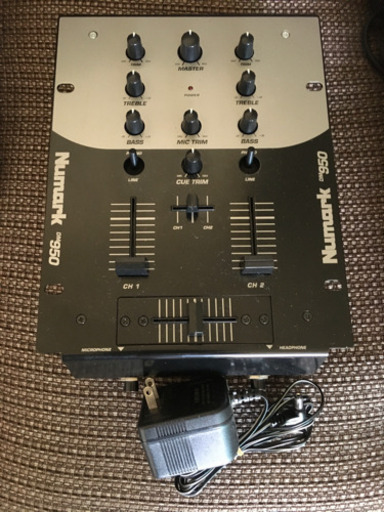テクニクス　SL-1200MK3D 2台、NUMARKミキサー、オルトフォン・コンコルド、7インチ用アダプター付き