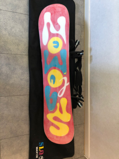 スノーボード板　サロモン　キッズ