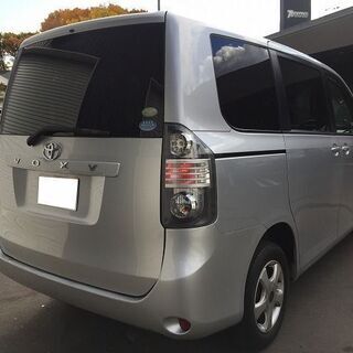 【コミコミ価格】ＶＯＸＹ　オートマ　4WD　車検R3年9月 ♪2356の画像