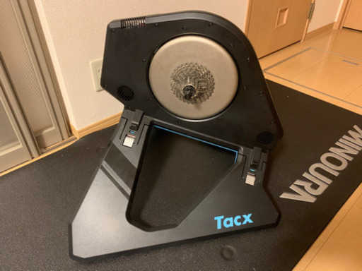 Tacx NEO 2T Smart タックス サイクルトレーナー　ダイレクトドライブ　zwift対応 トルク抜け解消モデル　おまけ付き