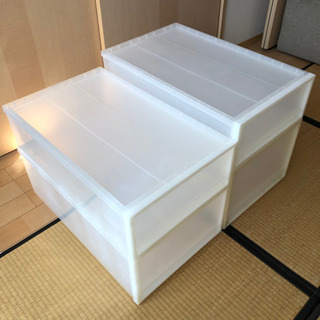 無印良品　衣装ケース4個の画像