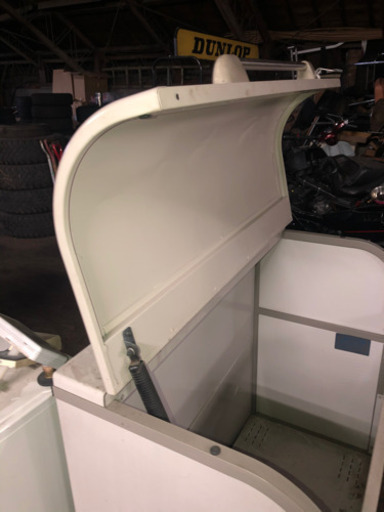 ゴミ箱　ジャンク扱いでお願い致します。綺麗な方だと思います。