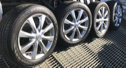DUNLOP ラジアル　225/55R18  2010    ホイールNISSAN  18インチ8J  オフセット+47  5H114.3