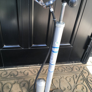 自転車＋空気入れの画像