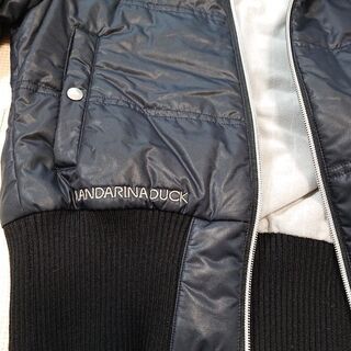 値下げ！！MANDARINA DUCK レディースジャンパー S 美品✨の画像