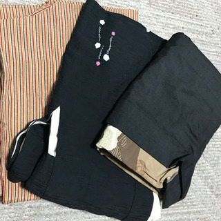 昔の着物と着物入れケース