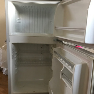 冷蔵庫の画像