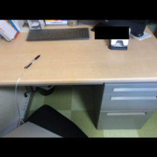 事務用机